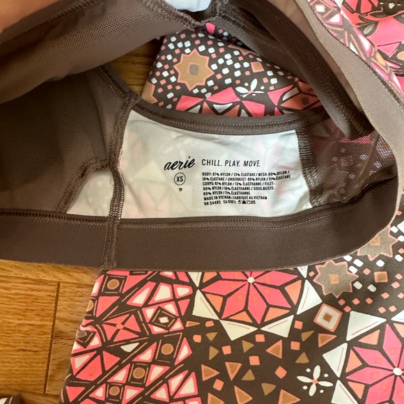 Aerie workout set - Picture 4 of 5